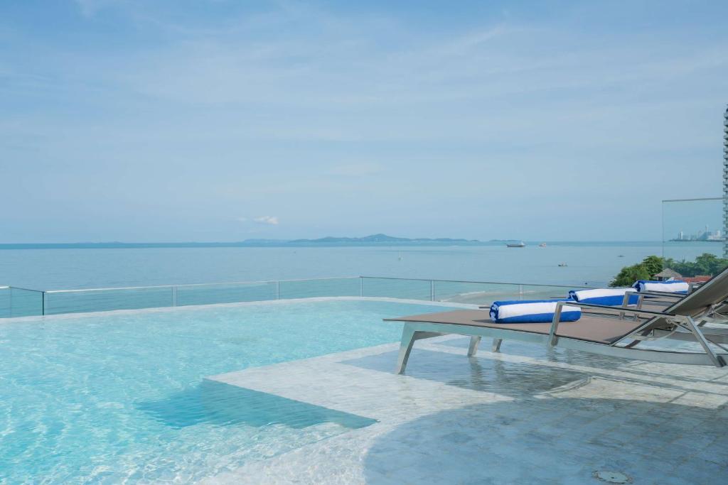 Bayphere Hotel Pattaya Ban Nong Hin  Екстер'єр фото