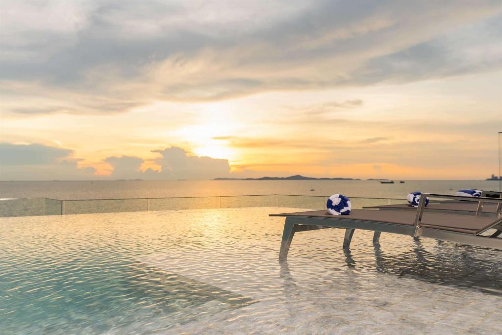 Bayphere Hotel Pattaya Ban Nong Hin  Екстер'єр фото